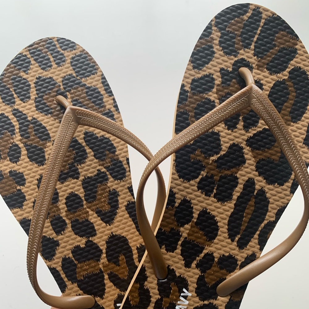 Old navy leopard flip flops.